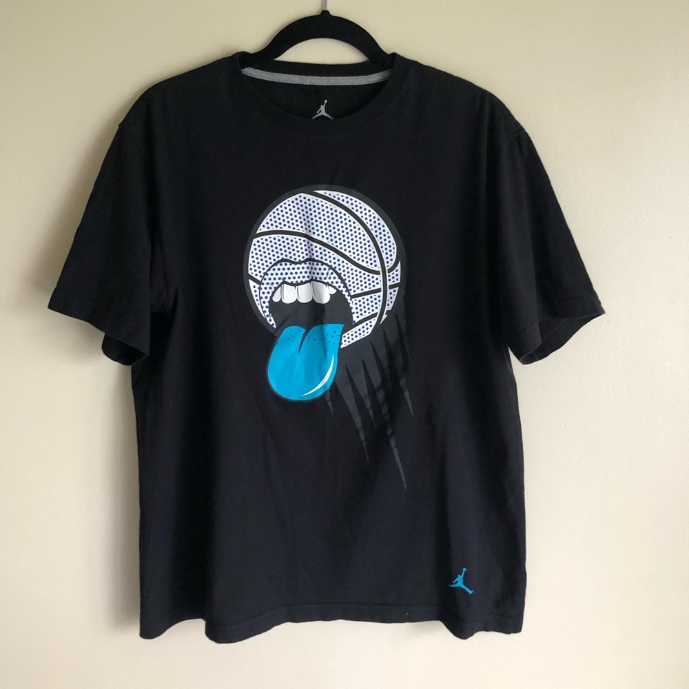 Black Nike air Jordan T-shirt Basketball Tongue